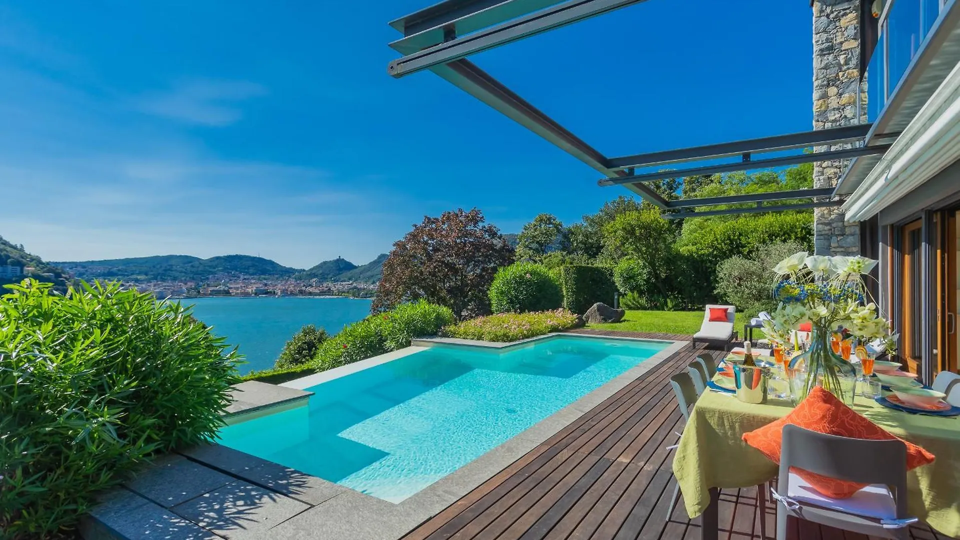 Villa Infinity Lake Como By Rent All Como 0*,