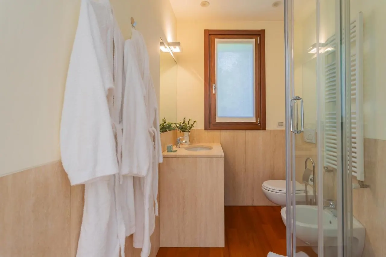 Villa Infinity Lake Como By Rent All Комо 0*,