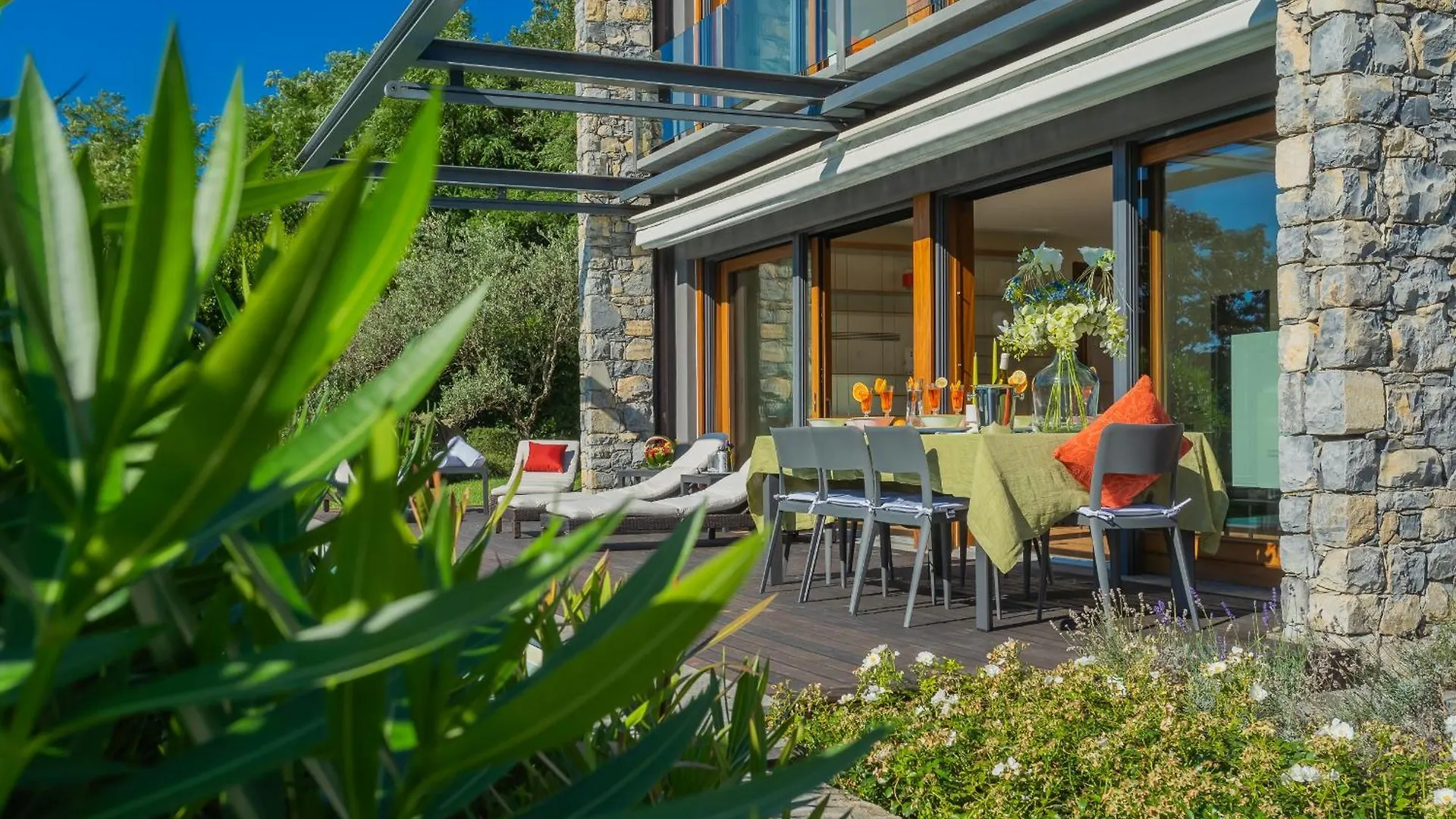 Villa Infinity Lake Como By Rent All Комо
